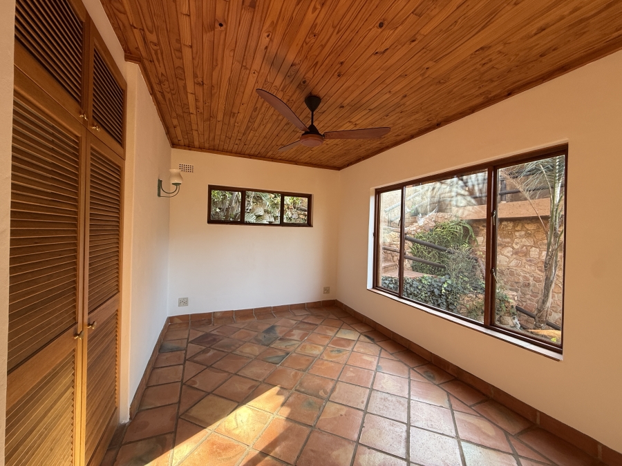 4 Bedroom Property for Sale in Kosmos North West
